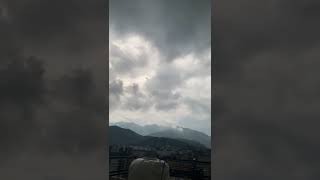 this weather ❤️#beautifulnature#cloudyday #cloudontop#beautyallaround#loverain#trending#weather