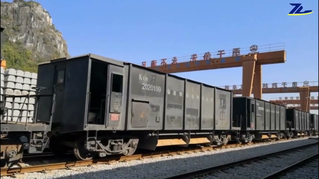 Mine Cargo 120 Km/h Railway Hopper Wagons 60T Load With Covered Roof