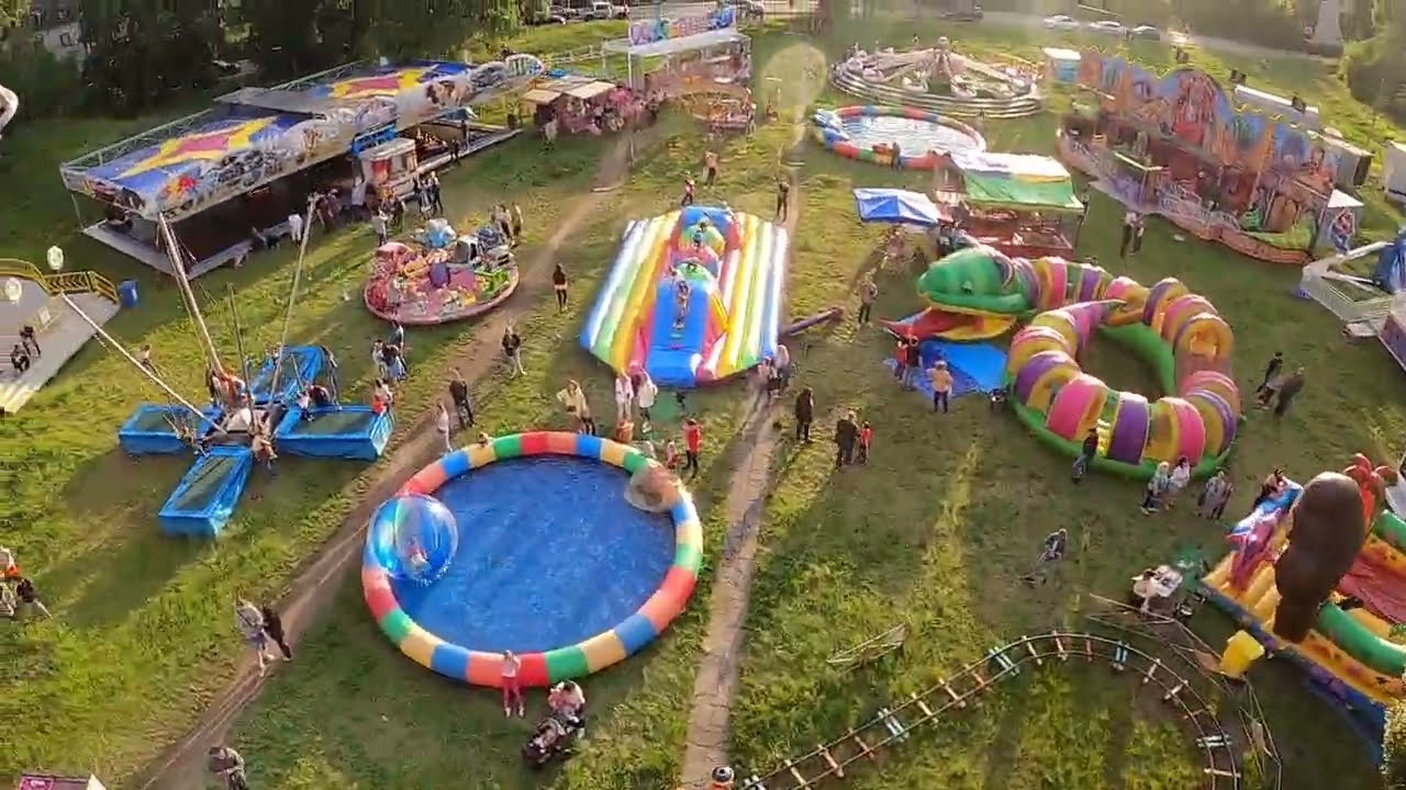 Karuzela Star Flyer (Lunapark Navratil) On ride 1 - Warszawa (Targówek) - Czerwiec 2022