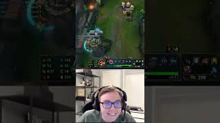 It is Rammus that is bad NOT TheBausffs 😳
