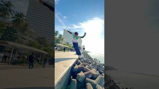 🤭🤣Ladka dar ke niche gir Gaya 🤩😎#youtube #youtubeshort #yt #funny #viral #trending #candy