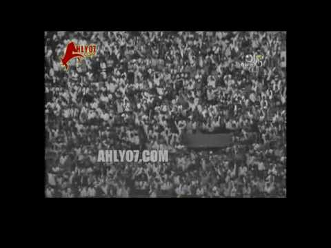 شاهد وان تو رائع بين صالح سليم وطه إسماعيل يقود منتخب الأهلي والزمالك لهدف رائع في مرمي توتنهام 