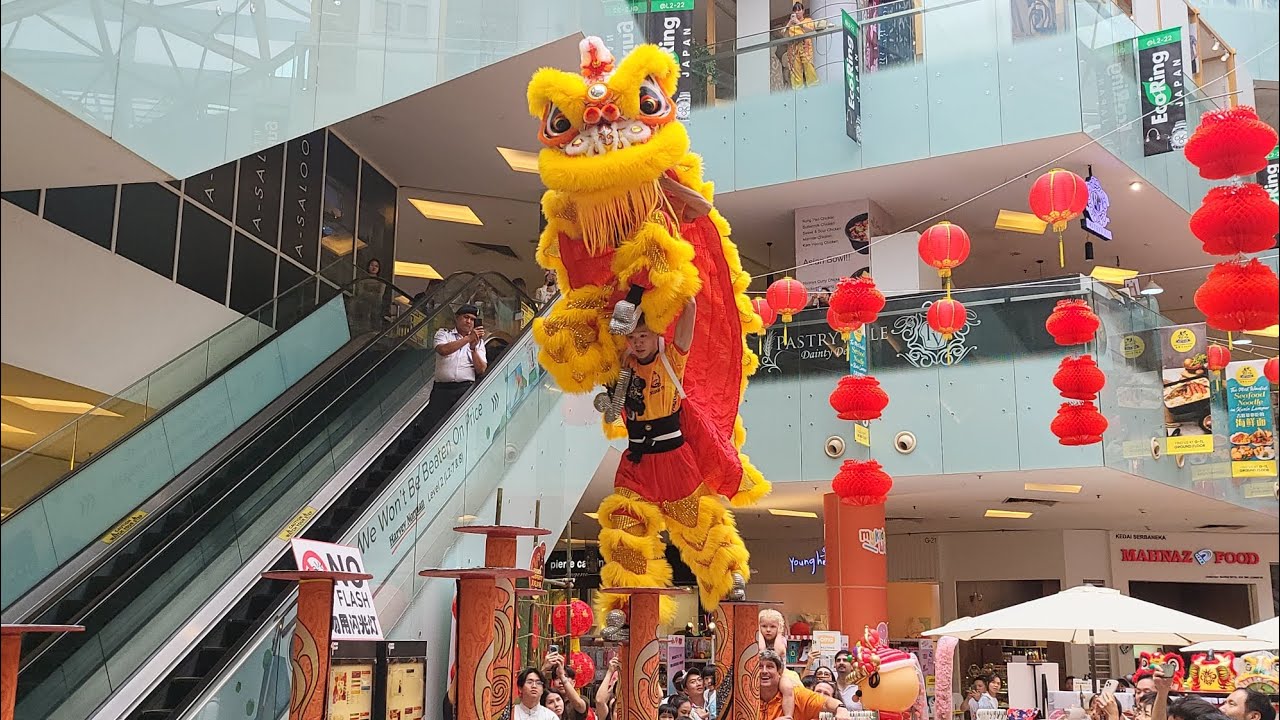 11 January 2025 - Xiang Yi Acrobatic Lion Dance @1 Mont Kiara Pre CNY