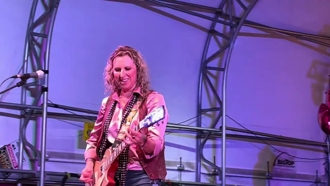 RagDolls (All Female Aerosmith Tribute Band) - Draw The Line