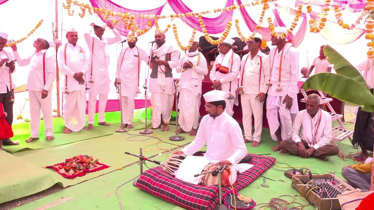 कोलंबिकर महाराज विष्णु महाराज तांदळीकर ,गंगबुवा बिडकर, विशाल फोटो.