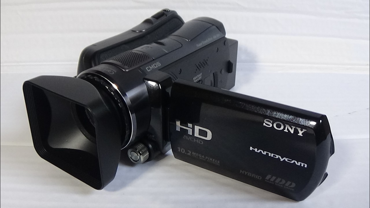 SONY　HDR-SR11 Sony HDR-SR11 Camcorder: Fluidity and Resolution for HDMI Videos