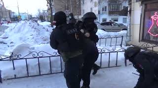 В Карелии полицейские с поличным задержали подозреваемого в серии мошенничеств