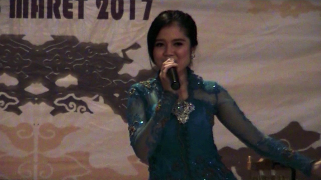 Lirik Lagu Es Lilin Bahasa Indonesia