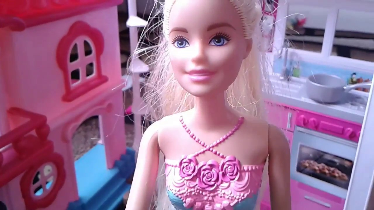 Bad barbie dani choco. Канал бэд Барби. Barbie Tea Party.
