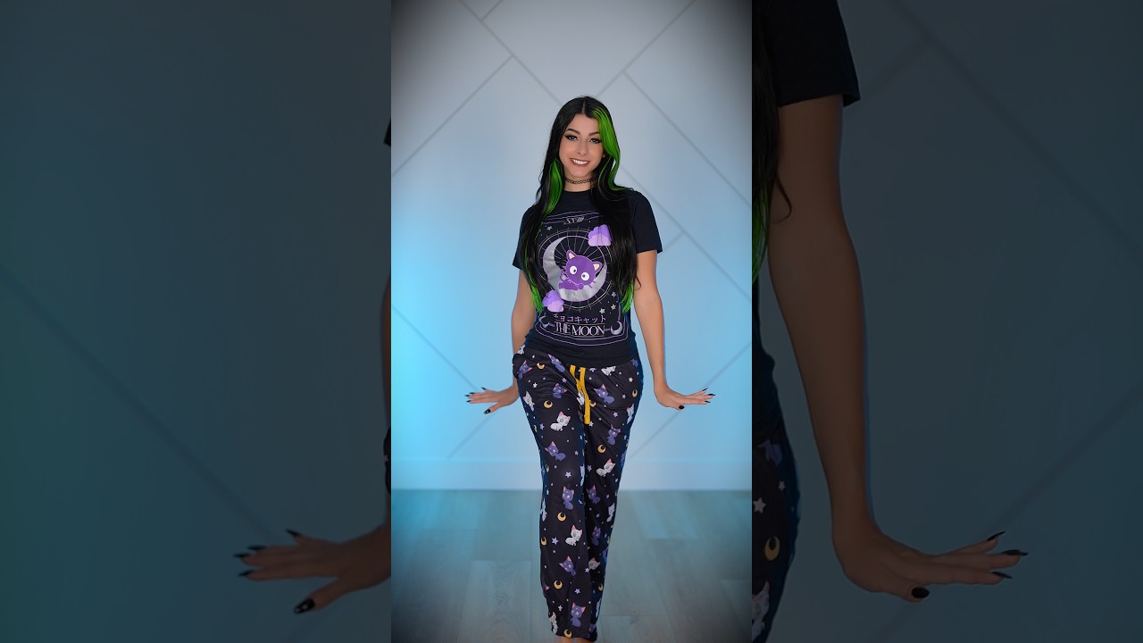 Which one? 💚 #foryou #helpmemakethismakesense #trending #gothclub #emo #dance #cosplay