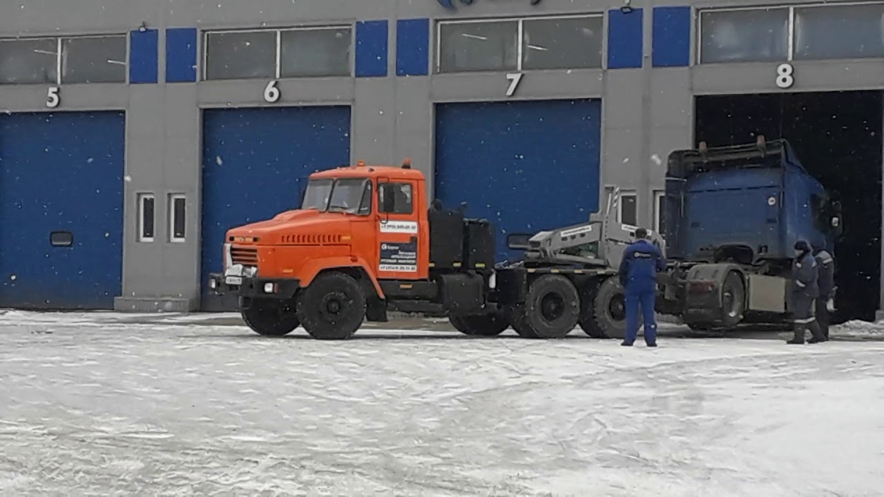 Работа на грузовой машине