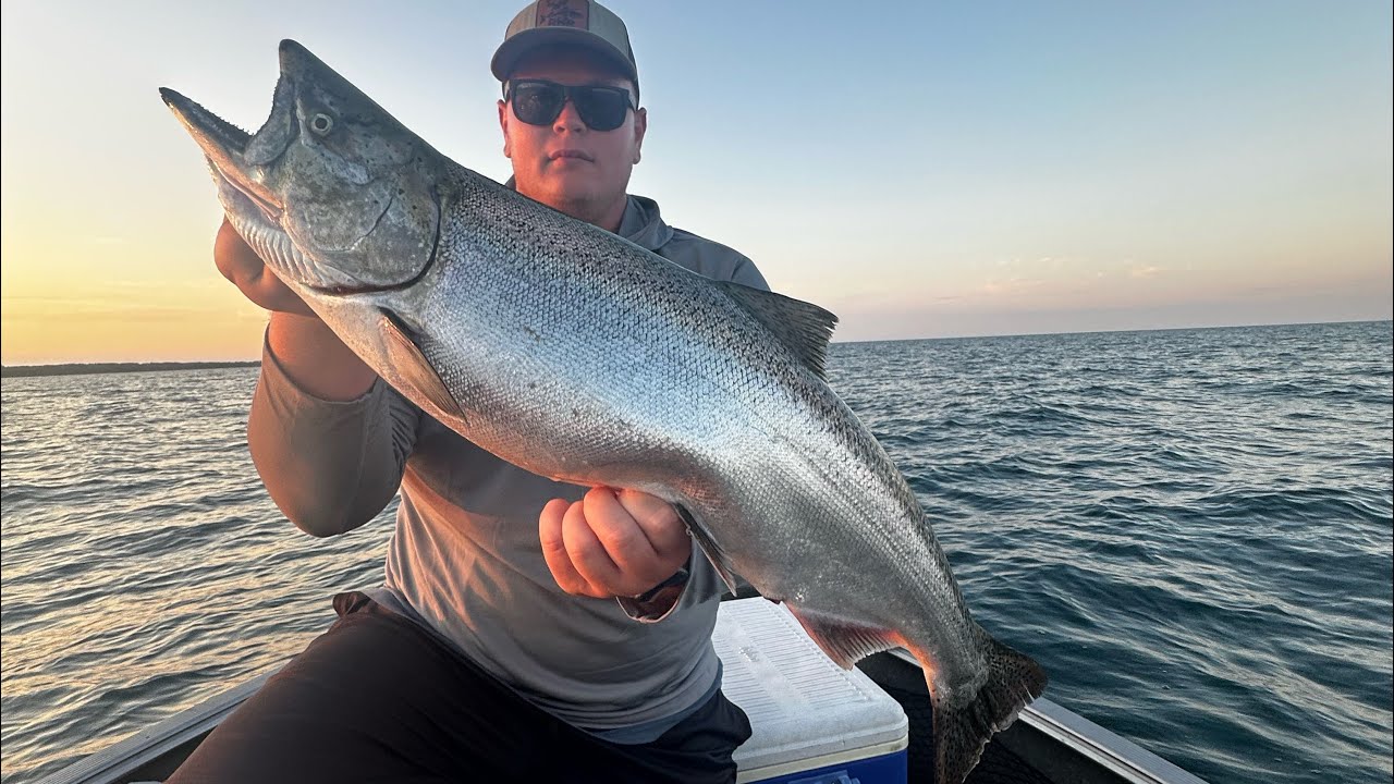 Trolling for Salmon out of Port Washington!!!