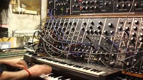 Modular Moog - demonstration of the Fixed Filter Bank