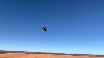 Arrma kraton HUGE JUMPS!!