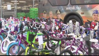 Stuff A Bus 2021-The Christmas Drive Thru
