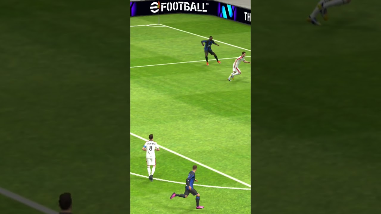 Мхитарян от перекладины. 