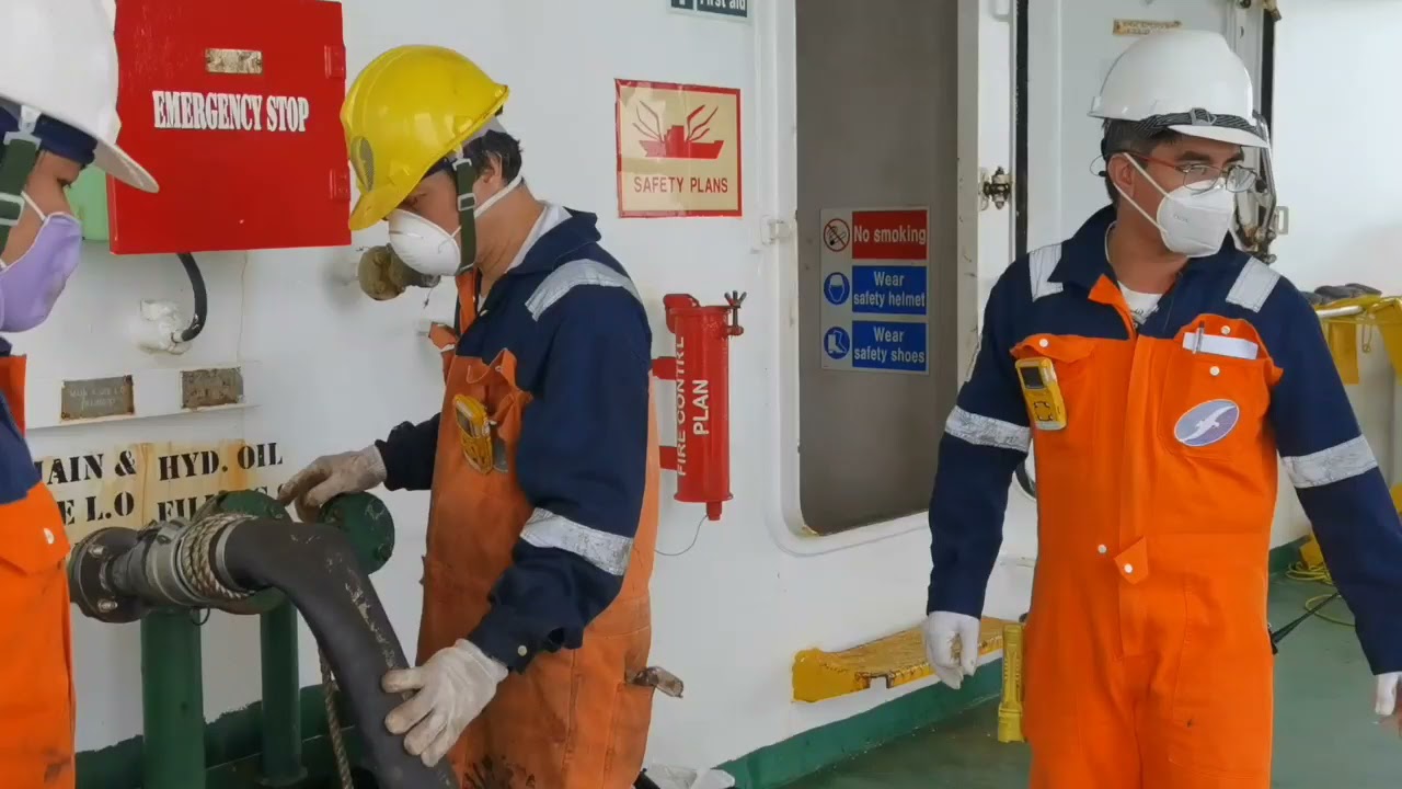 Lube Oil Bunkering Ship to Ship Operation - YouTube