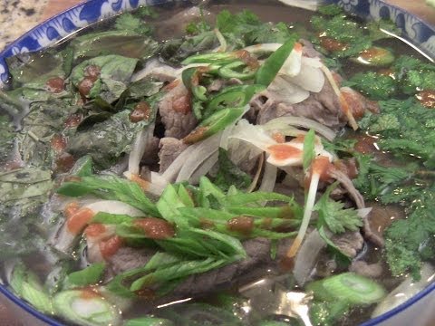 Homemade Beef Pho Noodle Soup Recipe(Quick and Easy)
