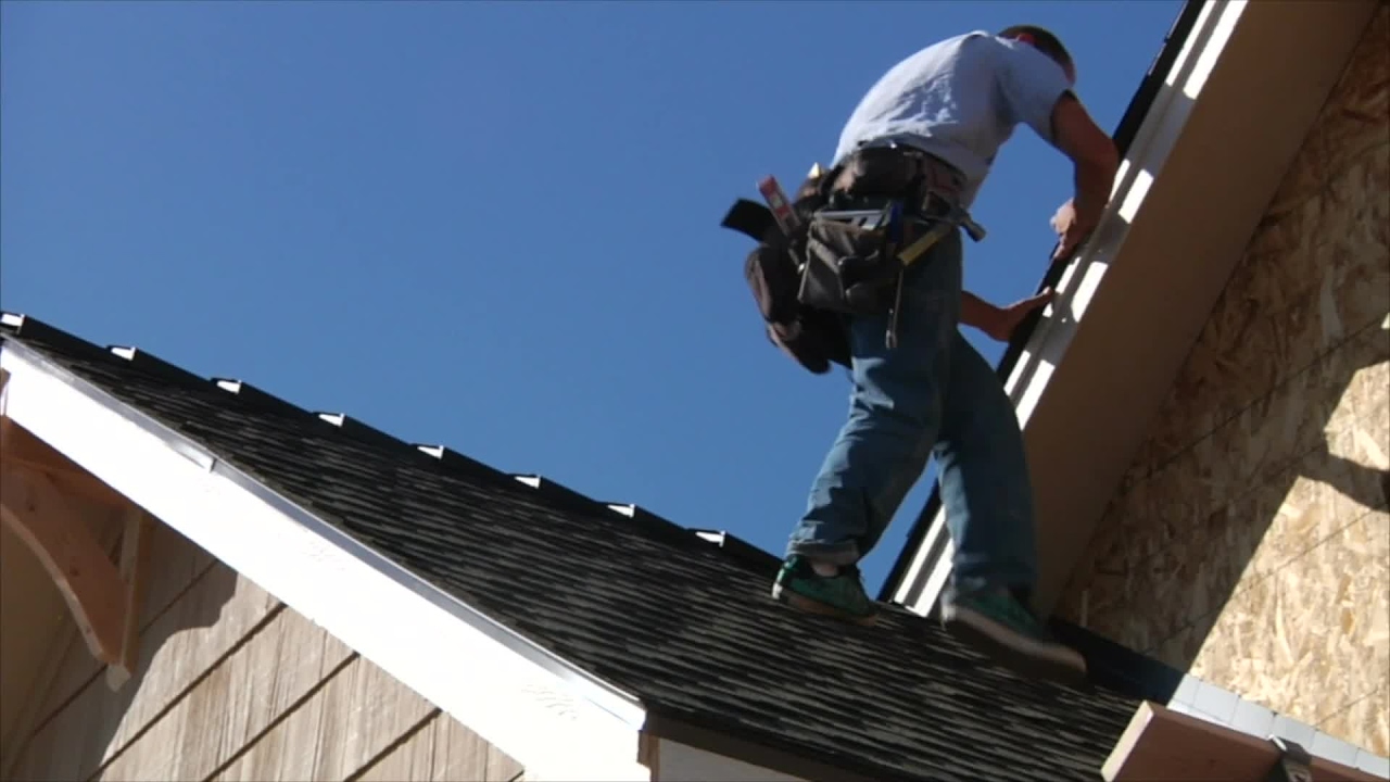 Castle Park Roofer - How To Find The Best Roofer For Your Castle Park Home