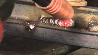 MIG WELDING WITH AND WITHOUT GAS  WHAT WELDS LOOK LIKE IF YOU RUN OUT OF GAS