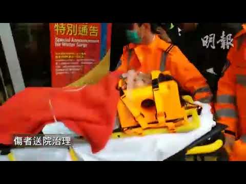 專線小巴撞傷兩路過女學生