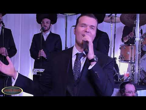 הנה אנוכי I אוהד מושקוביץ & מקהלת ידידים Hiney Anochi I Ohad Moskowitz & Yedidim Choir