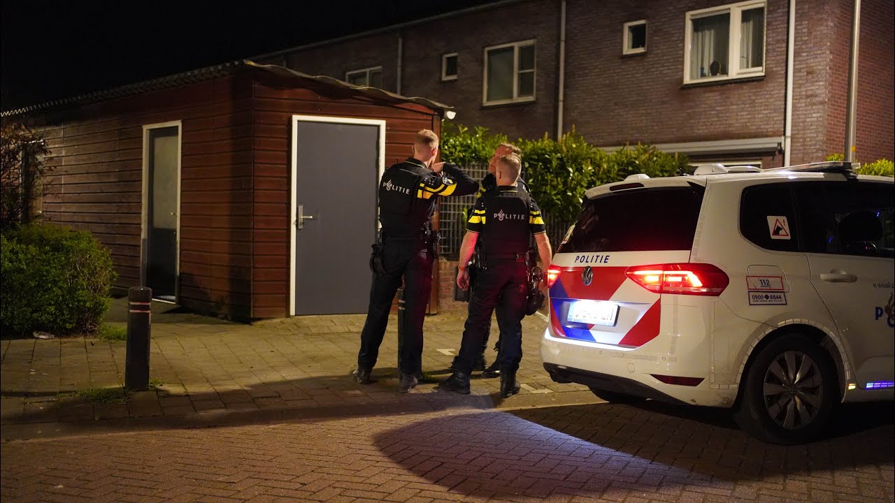 Politie krijgt melding van een gewond persoon en treft neergeschoten