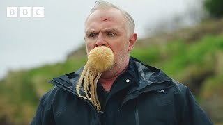 Jellyfish sting on the mouth takes a turn for the worse - BBC