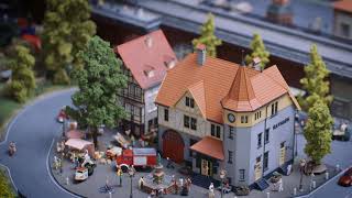 Faller - Rathaus Mit Feuerwehrgarage H0 - Neuheit 2021