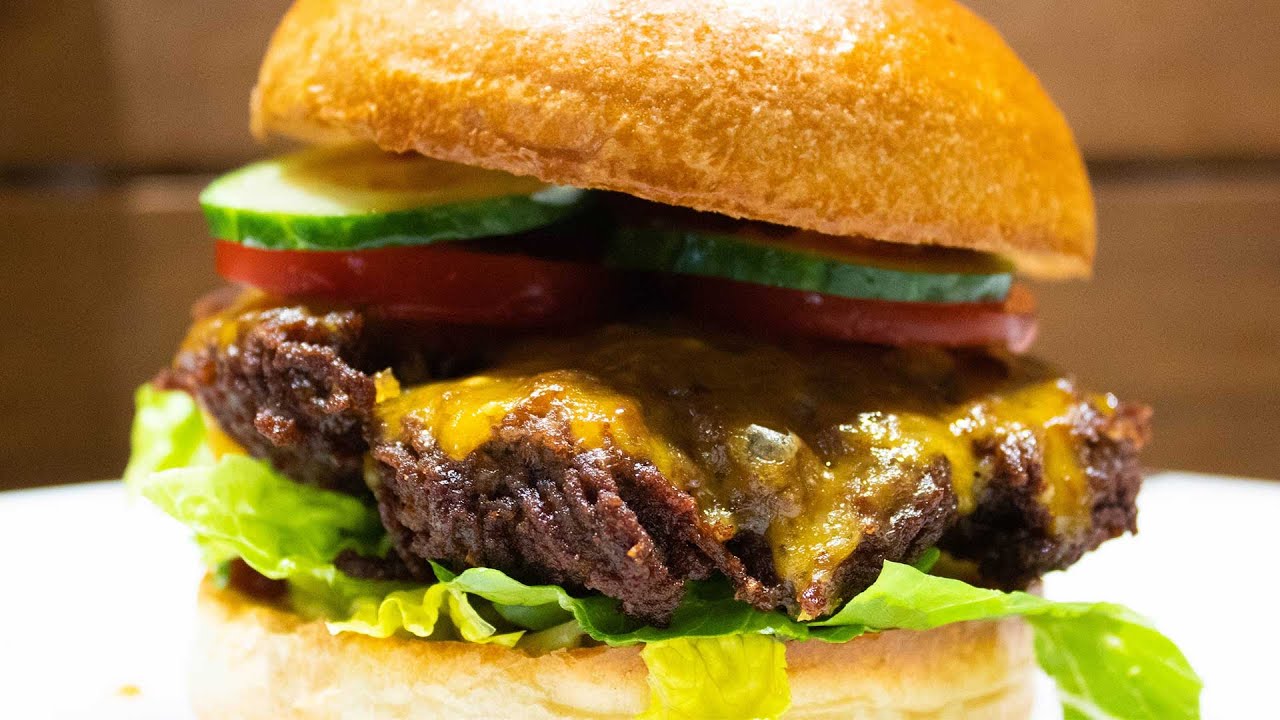 Erster Burger In Neuer GUSSEISENPFANNE 🍔