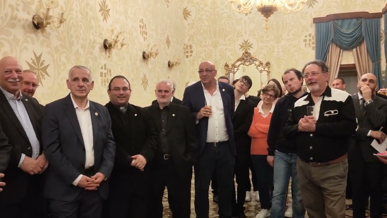 Ricevimento post concerto in onore degli Artisti…..con il simpaticissimo Sindaco Alfred Zammit