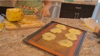 How to Make Dried Pineapple Flowers
