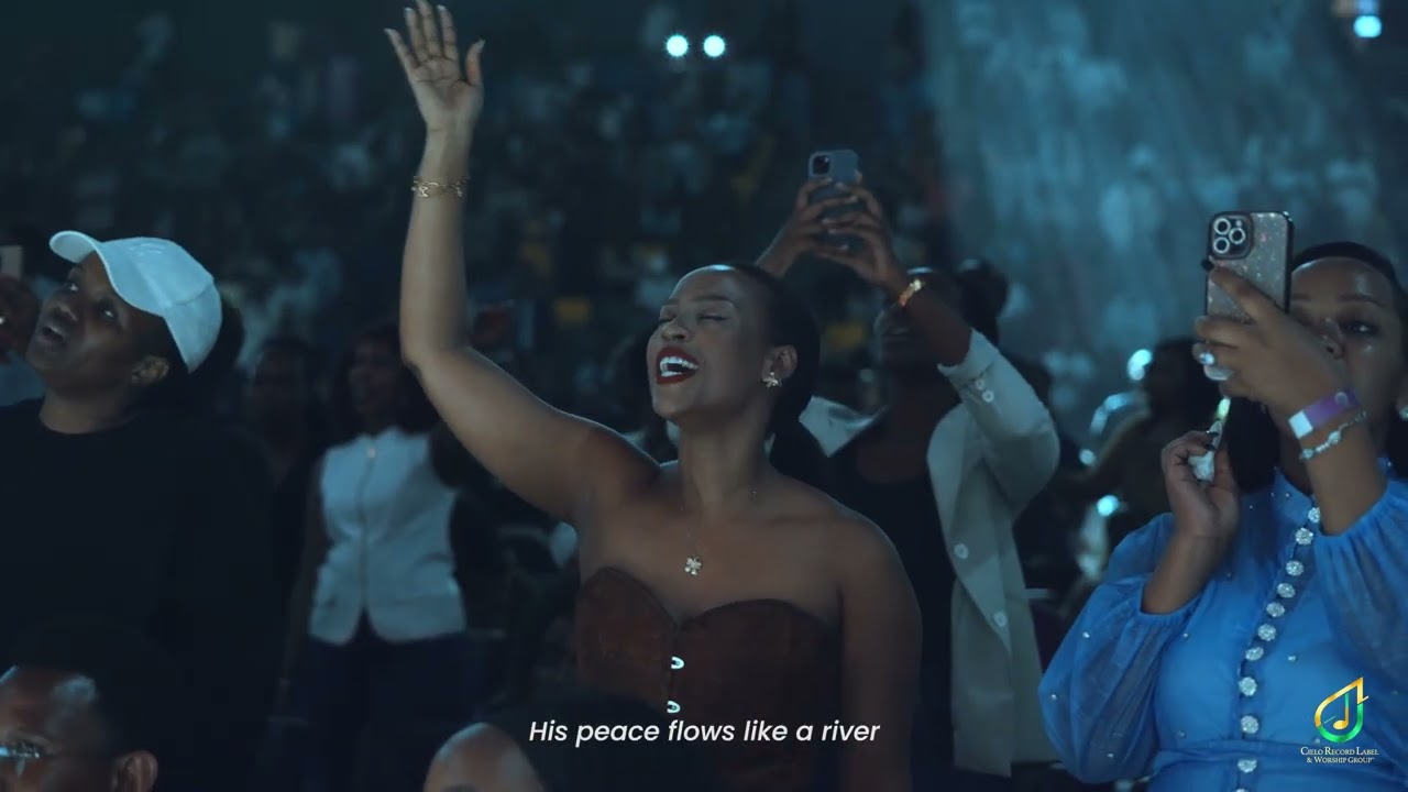 Yambaye Icyubahiro  - Richard Nick Ngendahayo (NIWE HEALING CONCERT LIVE)