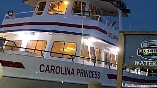 Morehead City Waterfront #NightLife  #MoreheadCityWaterfront #LonghornSteakhouse #NewportRiverPier