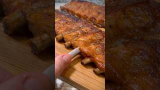 Costilla de cerdo asada estilo BBQ 🍖🥫 ¡Se deshace como la mantequilla! #recetas #youtubeshorts