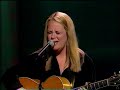 Capture de la vidéo Shawn Colvin & Mary Chapin Carpenter - Amelia (Live Joni Mitchell Tribute Concert, 2000)