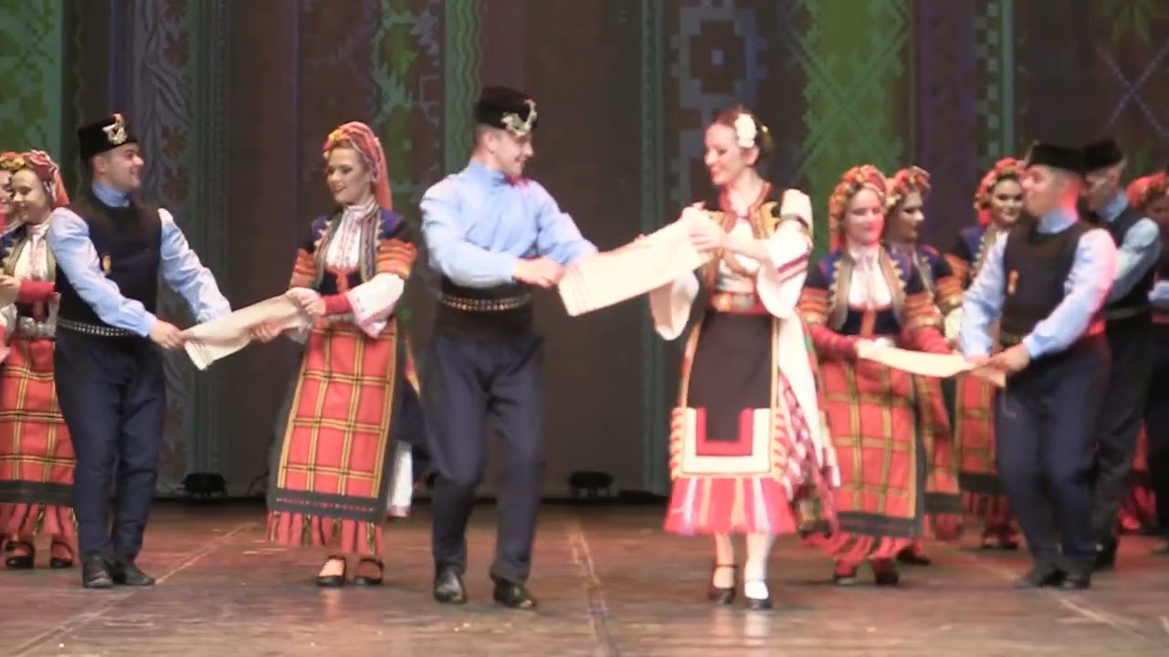 „В ЕДИН РАЗЛИЧЕН СВЯТ“