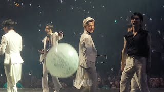 20230308 ATEEZ BREAK THE WALL @PARIS DAY 2 - 'WAVE' 🌊💙