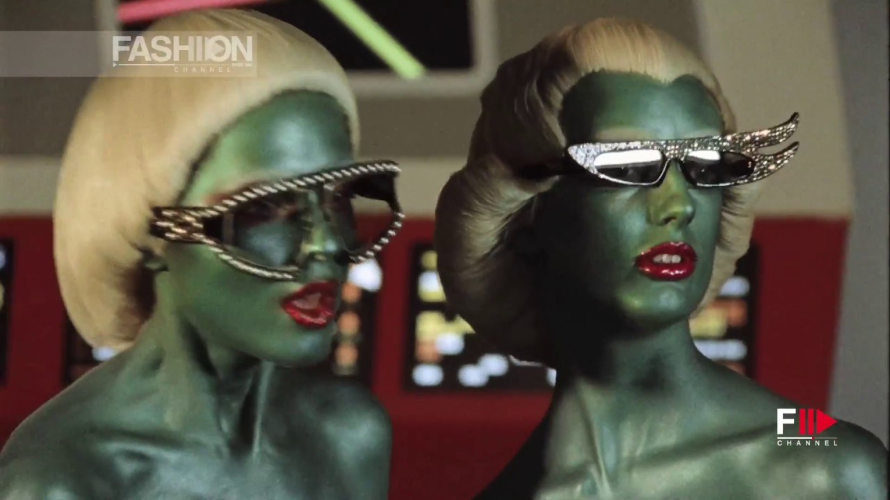 GUCCI Fall 2017 Campaign | Film by Glen Luchford - Fashion Channel