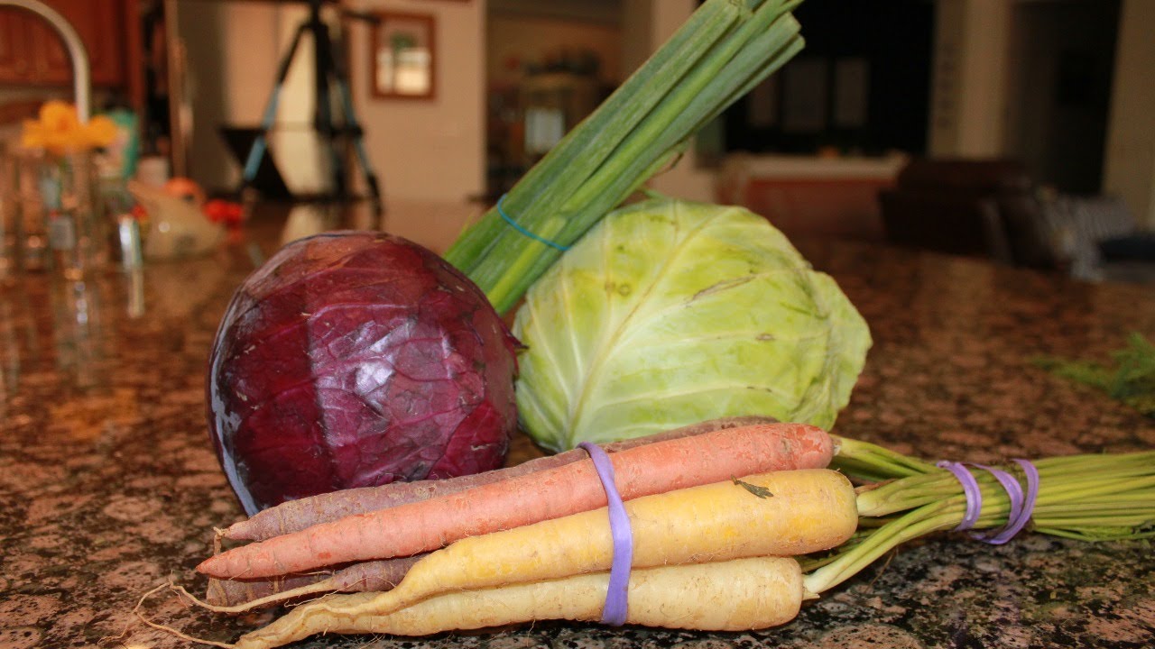 Side Dish Episode Sixteen: Tangy and Crunchy Cole Slaw