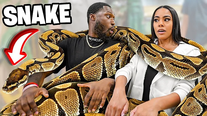 I Put A REAL 20 Foot ANACONDA On My Girlfriend! *S...