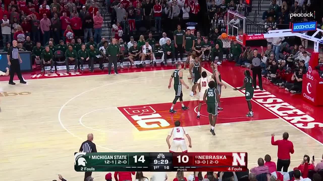 Jamarques Lawrence Gets the TOUGH Bucket & the Foul vs. Michigan St. | Nebraska Basketball