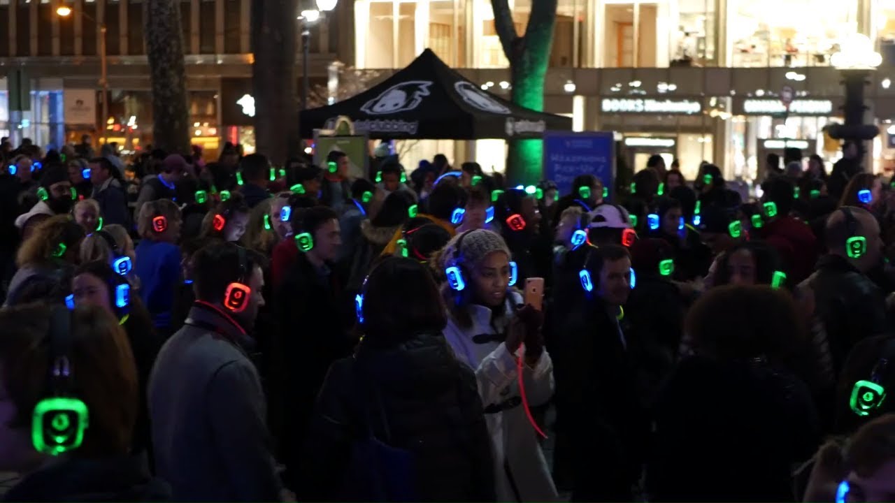 Party in Bryant Park! - Silent Disco (Quiet Clubbing) Event in NYC January 28, 2018
