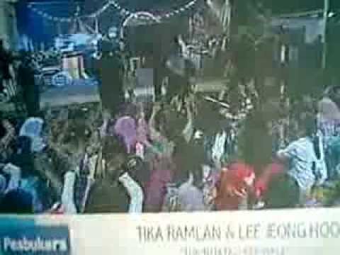 18092013 Tika Ramlan feat Lee Jeong Hoon - Tuk Buatku Kembali live at Pesbukers