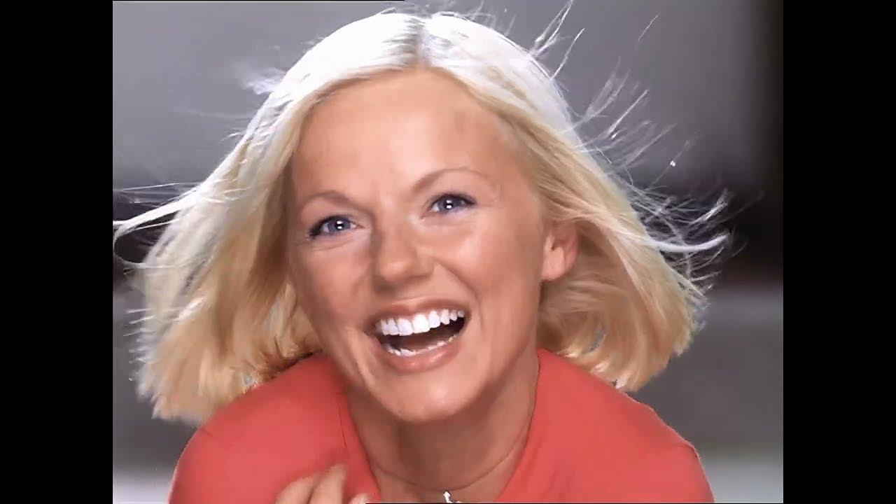Джерри холливелл raining men. Джерри холливелл raining men. Джери холлиуэлл it’s raining. Its raining man geri halliwell. Джери холлиуэлл аллилуйя.