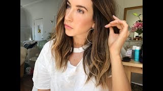 How to deal with Post-Gym Sweaty Hair! Perfect Touch Up Waves!
I am excited to teach you guys how to deal with hair post gym- post sweat- or really just taming messy hair.
If we could come up with a downfall of working out I guess it would be that you have to tend to your hair more often. I, of course, have come up with ways to make short cuts to style my hair with ease after its been in a sweaty ponytail. I actually think that my hair looks better after I have been to the gym.
The other key to styling your wavy hair is in the product choice. As you can see in this video I have a handful of products that I like to choose from. The recipe is usually finding something to work for the roots, and something that will work for the ends.
For the full story, including lots of photos and hair inspo, visit my blog:
http://hellotobeauty.com/deal-post-gym-sweaty-hair/
PRODUCTS USED:
Curling Iron Babyliss Pro (only $30!) http://rstyle.me/~9ecll
Curling Iron Babyliss Pro one size up 1.5 inches: http://rstyle.me/~a6gPe
R + Co Badlands Dry Texture Paste: http://rstyle.me/~a6eLA
The Ouai Wave Spray: http://rstyle.me/n/csiggibdkgf
The Ouai Dry Shampoo: http://rstyle.me/n/csiggzbdkgf
Moroccan Oil Luminous Hairspray: http://rstyle.me/~a6eM0
Reverie Milk Anti-Frizz Leave-In Nourishing Treatment: http://rstyle.me/n/csighmbdkgf
Oribe Supershine Moisturizing Cream: http://rstyle.me/~a6gOk How to deal with Post-Gym Sweaty Hair! Perfect Touch Up Waves!