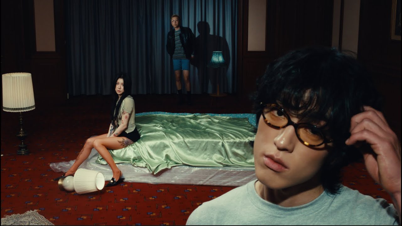 YouTube에서 The Volunteers - Rules (Official M/V) 보기 YouTube에서 The Volunteers - Rules (Official M/V) 보기