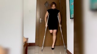 Amazing One Legged Model Use Underarm Crutches | Amputee Girl | Amputada