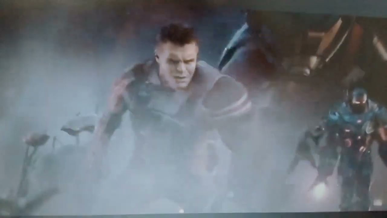 Ant-Man save rocket war machine and hulk