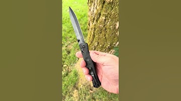 Benchmade SOCP folder • Newer Axis Lock Version! Plain edge!